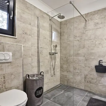Bellavu Holiday home Rakalj